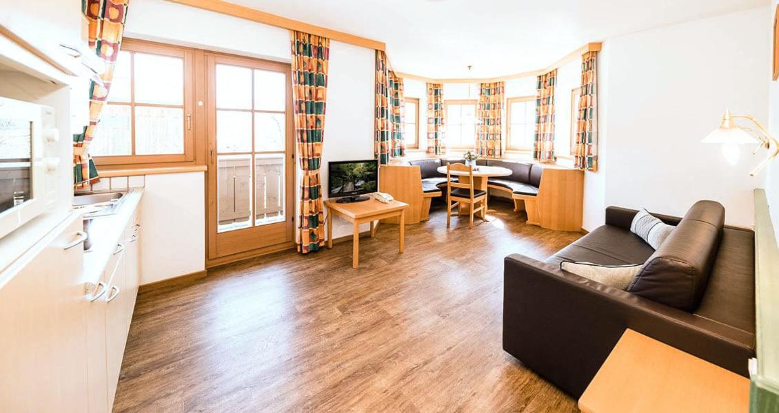 Appartementhaus Feriengut Hasenau Saalbach-Hinterglemm Buitenkant foto