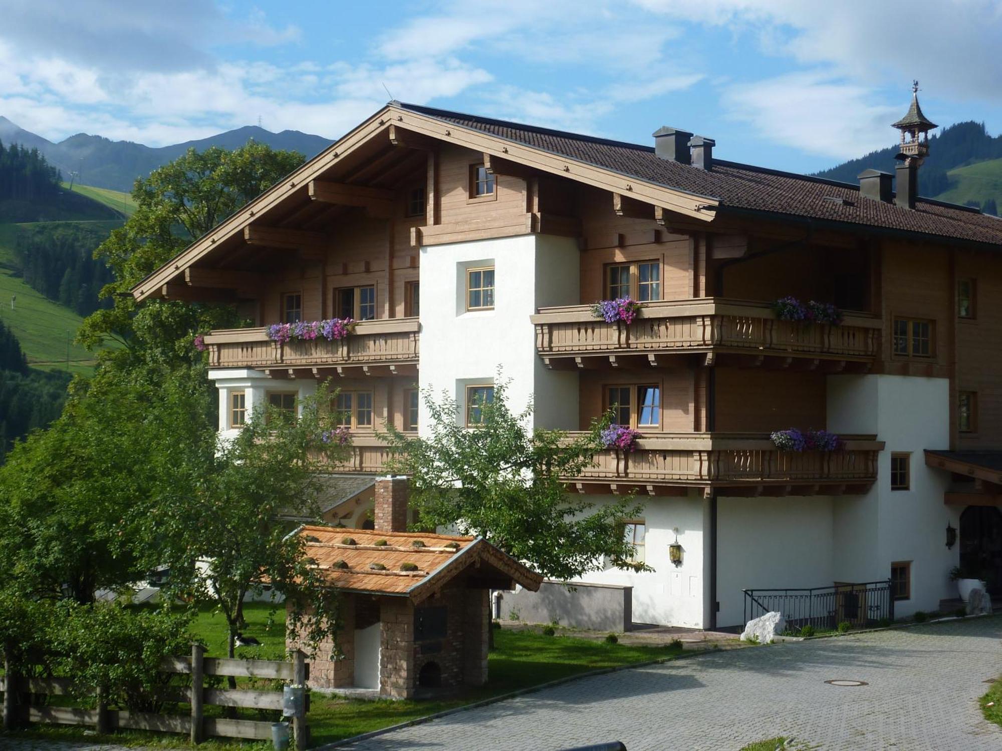 Appartementhaus Feriengut Hasenau Saalbach-Hinterglemm Buitenkant foto